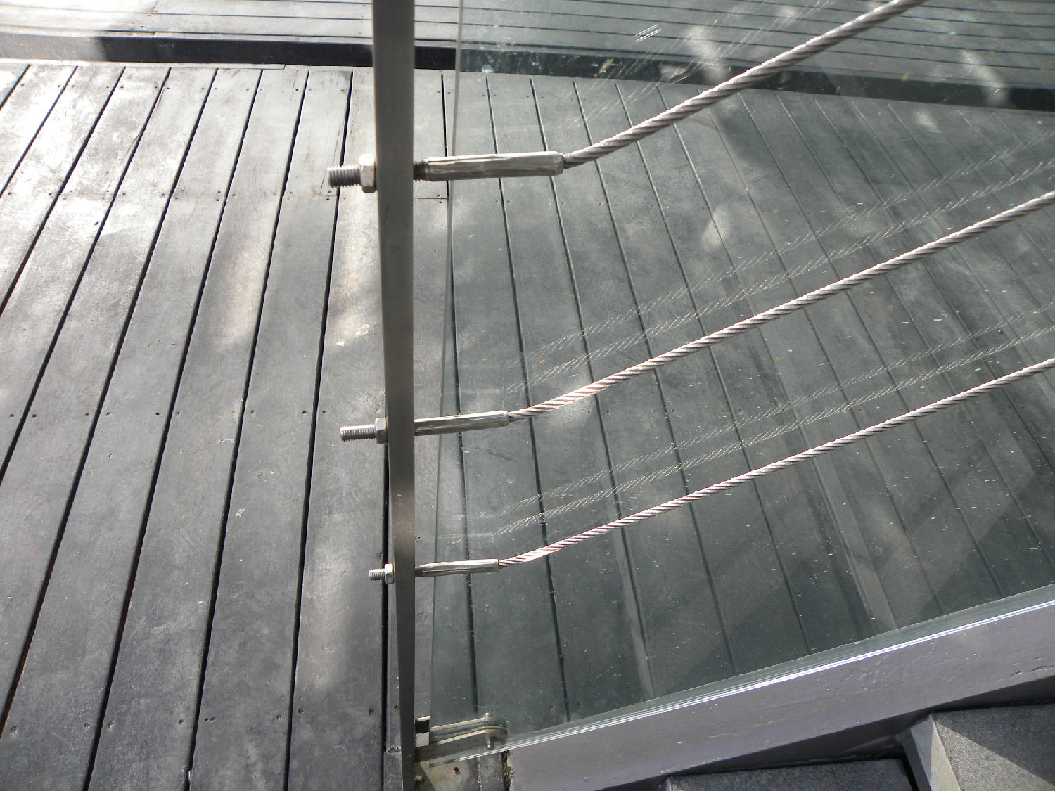 螺桿端拉索接頭在福年廣場的安裝實例