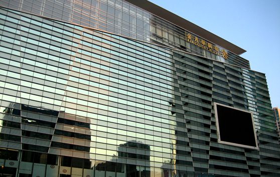 金光華廣場的玻璃幕墻配工程案例