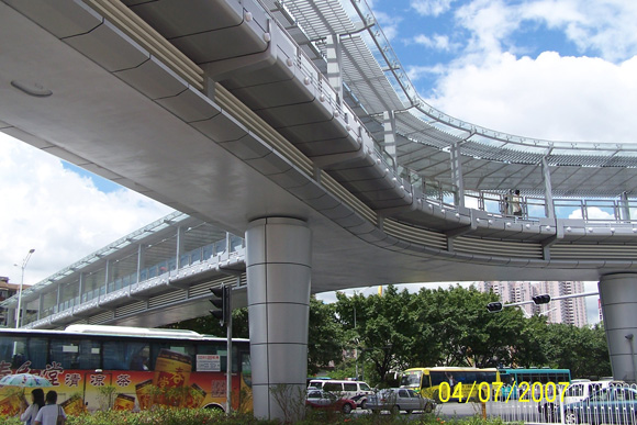 深圳南新人行天橋不銹鋼立柱工程 深圳南新人行天橋不銹鋼立柱工程
