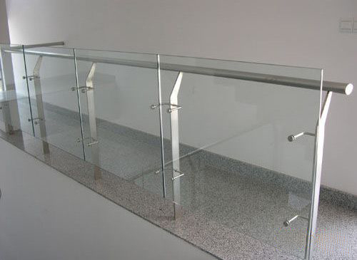 不銹鋼玻璃扶手立柱 不銹鋼玻璃扶手立柱
