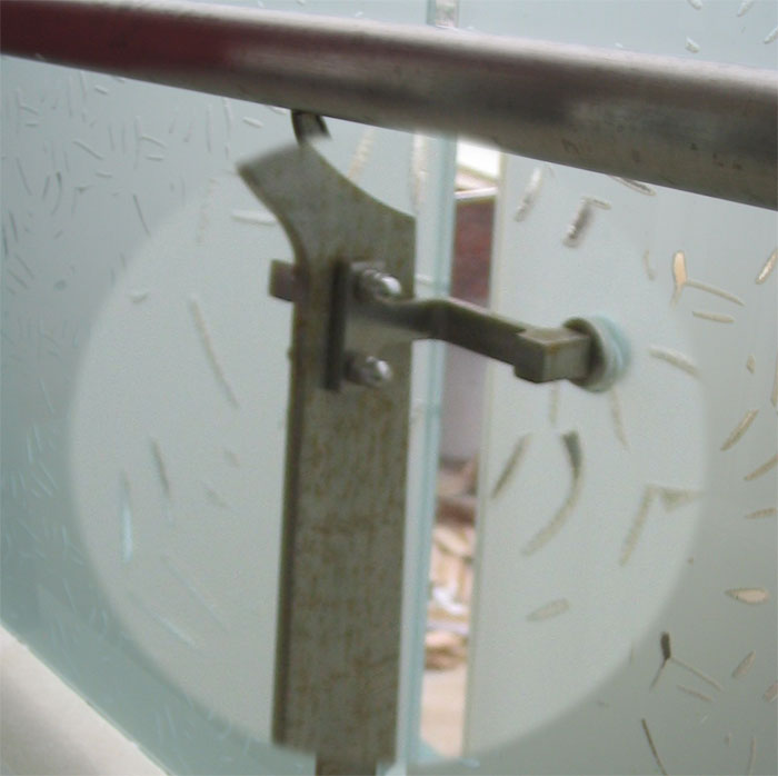 生銹的不銹鋼立柱 生銹的不銹鋼立柱