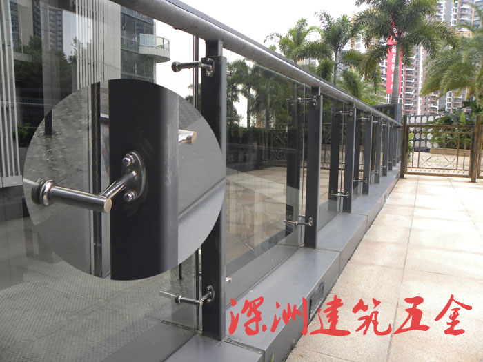 皇庭港灣欄桿安裝效果圖 皇庭港灣欄桿安裝效果圖