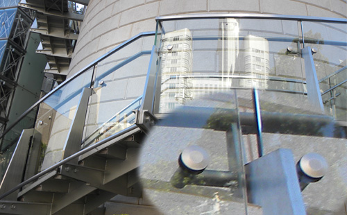 常用室外不銹鋼樓梯立柱圖片