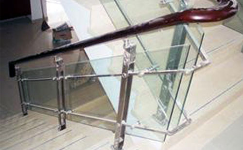 實木扶手不銹鋼樓梯欄桿 實木扶手不銹鋼樓梯欄桿