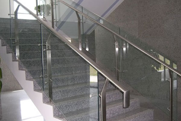 不銹鋼玻璃欄桿 不銹鋼玻璃欄桿